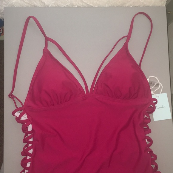 Cupshe One Piece Size M - Picture 3 of 7